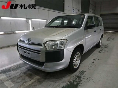 TOYOTA SUCCEED VAN