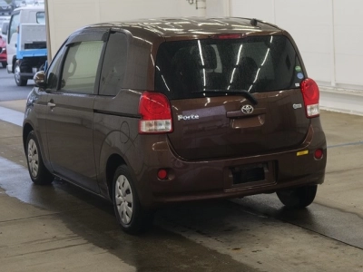 TOYOTA PORTE
