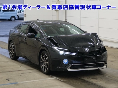 TOYOTA PRIUS PHV