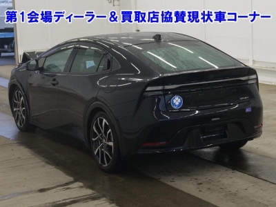 TOYOTA PRIUS PHV