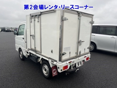 NISSAN NT100 CLIPPER