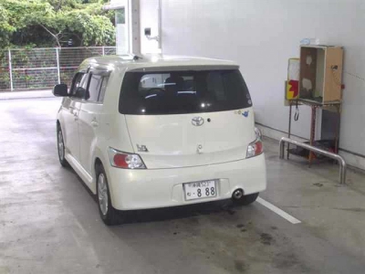 TOYOTA BB