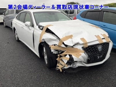 TOYOTA CROWN HYBRID