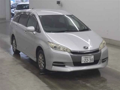 TOYOTA WISH