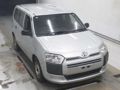 TOYOTA SUCCEED VAN