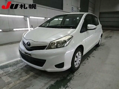 TOYOTA VITZ