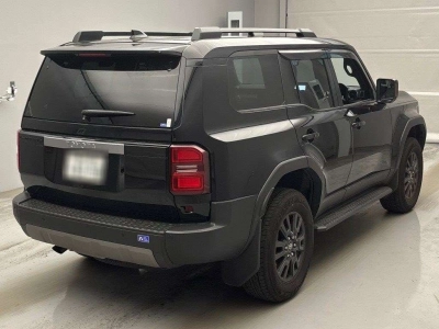 TOYOTA LAND CRUISER 250