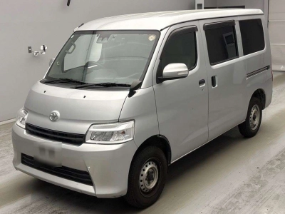 TOYOTA TOWN ACE VAN