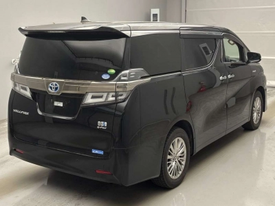 TOYOTA VELLFIRE HYBRID