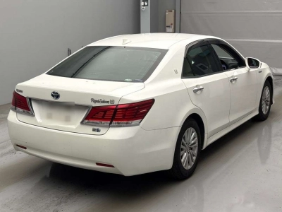TOYOTA CROWN HYBRID