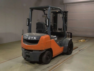 TOYOTA  FORKLIFT 
