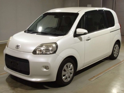 TOYOTA PORTE