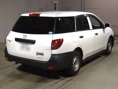 MAZDA FAMILIA VAN