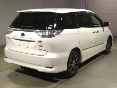 TOYOTA ESTIMA HYBRID