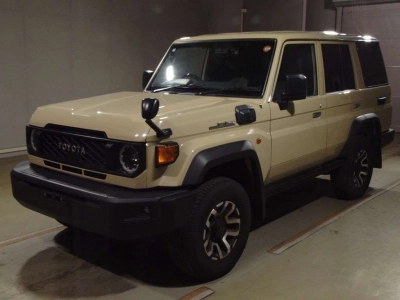 TOYOTA LAND CRUISER 70
