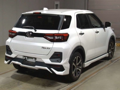 DAIHATSU ROCKY