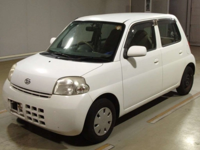 DAIHATSU ESSE