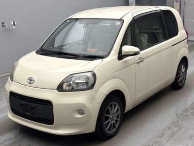 TOYOTA PORTE