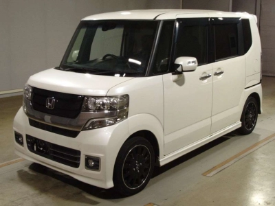 HONDA N BOX CUSTOM