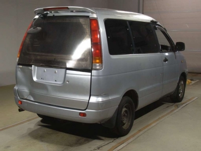 TOYOTA LITE ACE NOAH