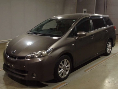 TOYOTA WISH