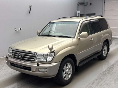 TOYOTA LAND CRUISER 100