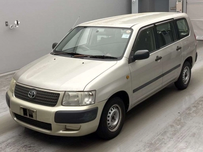 TOYOTA SUCCEED VAN