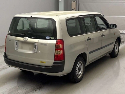 TOYOTA SUCCEED VAN