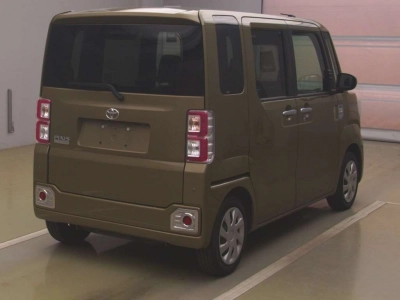 TOYOTA PIXIS MEGA