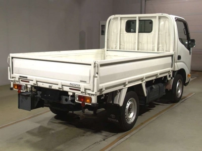 TOYOTA DYNA TRUCK