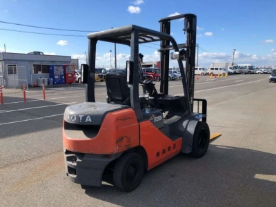 TOYOTA  FORKLIFT 