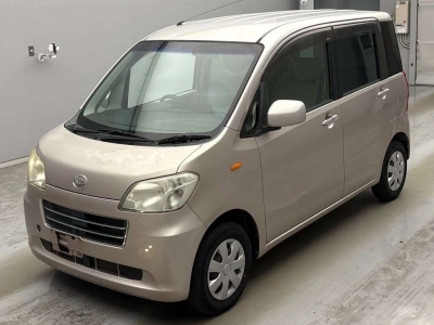 DAIHATSU TANTO EXE