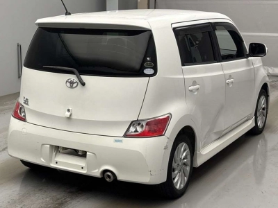 TOYOTA BB