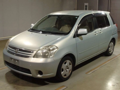 TOYOTA RAUM