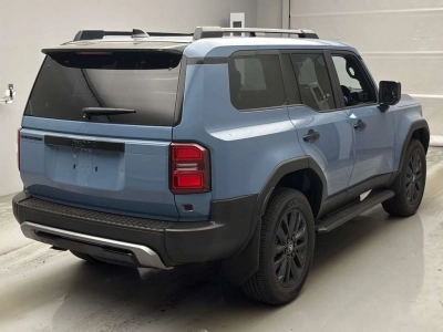 TOYOTA LAND CRUISER 250