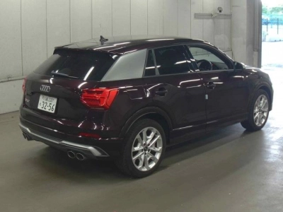 AUDI SQ2