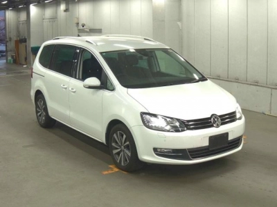 VOLKSWAGEN SHARAN