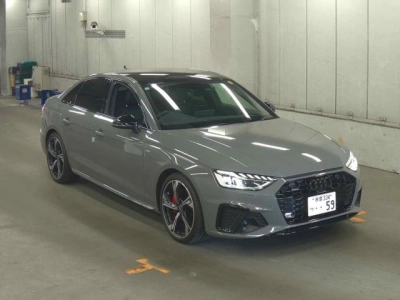 AUDI A4 AVANTE