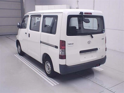 TOYOTA TOWN ACE