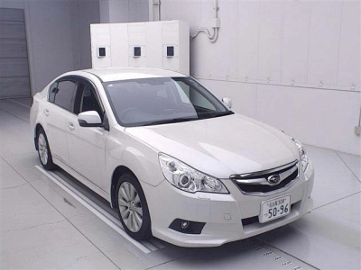 SUBARU LEGACY B4