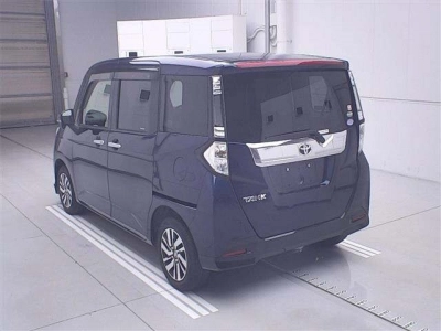TOYOTA TANK