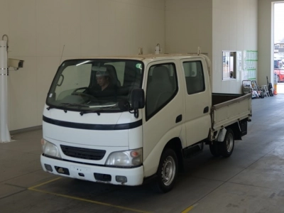TOYOTA DYNA