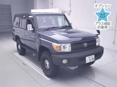 TOYOTA LAND CRUISER 70