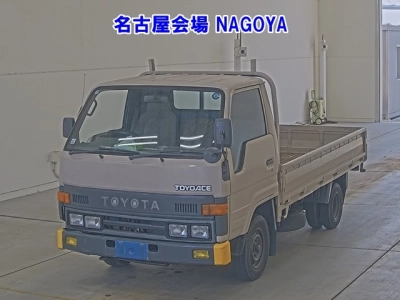 TOYOTA TOYOACE