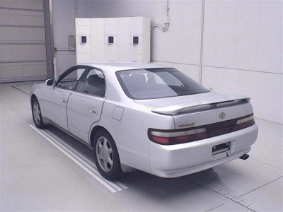 TOYOTA CHASER