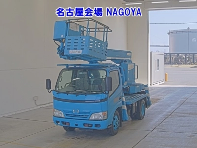 TOYOTA DYNA