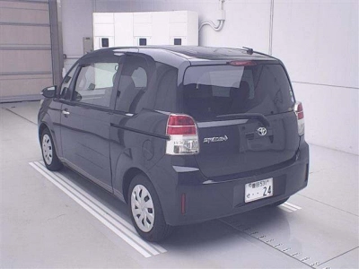 TOYOTA SPADE