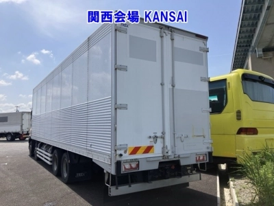 ISUZU GIGA