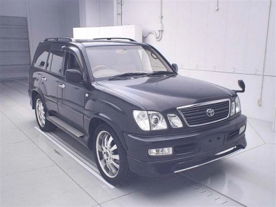TOYOTA LAND CRUISER 100