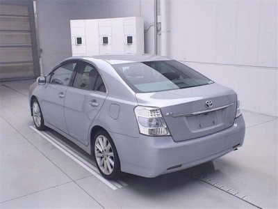 TOYOTA SAI